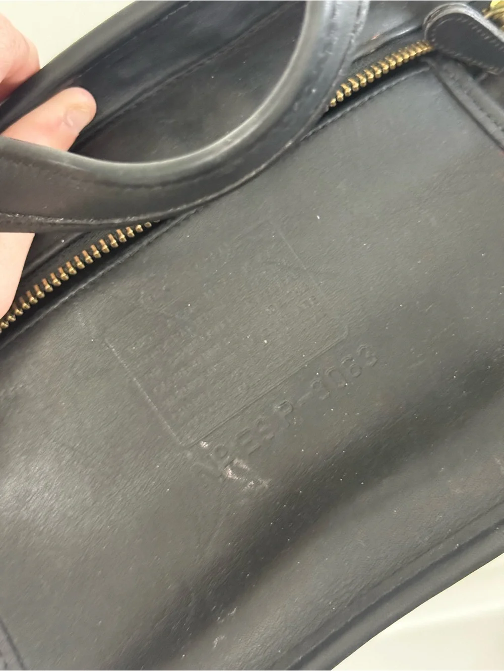 COACH Vintage Legacy Satchel Shoulder Crossbody Bag 9063  Black Glovetanned